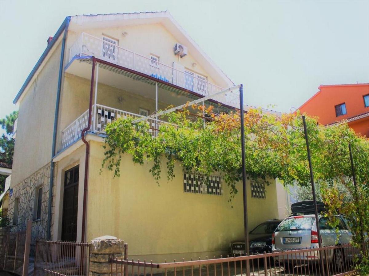 Apartmani Lucia Biograd Biograd Na Moru Esterno foto