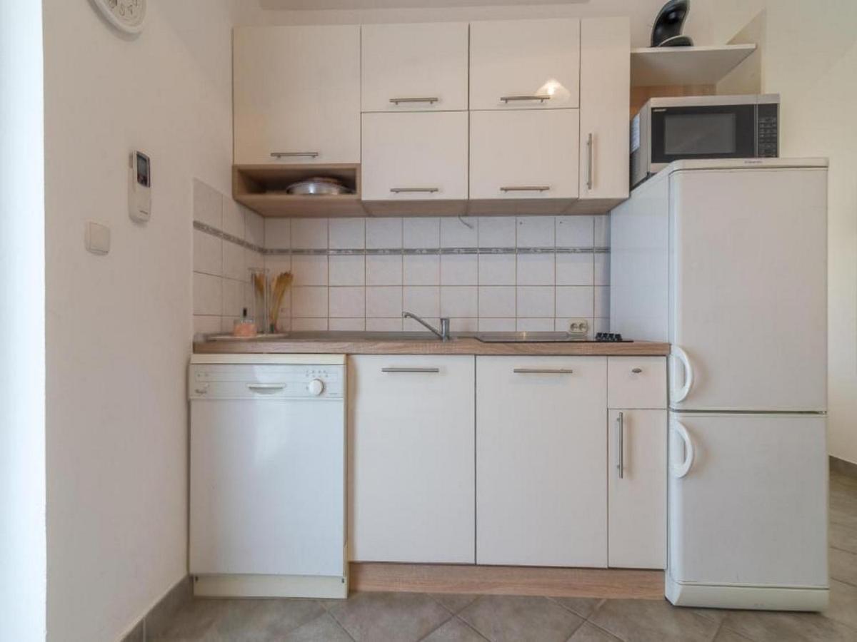 Apartmani Lucia Biograd Biograd Na Moru Esterno foto