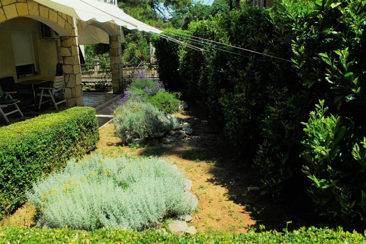Apartmani Lucia Biograd Biograd Na Moru Esterno foto