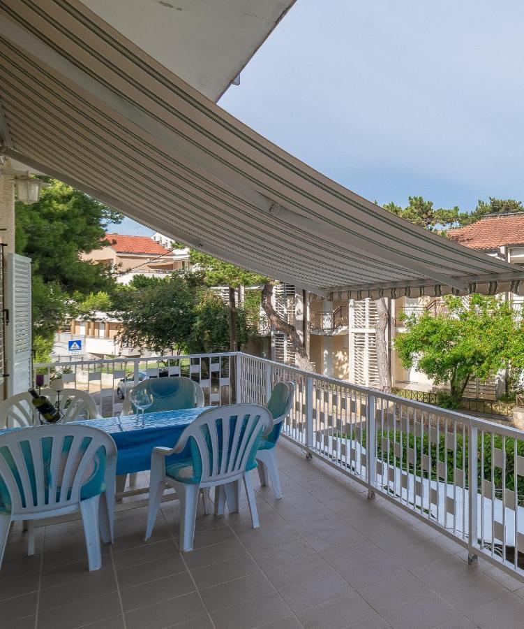 Apartmani Lucia Biograd Biograd Na Moru Esterno foto