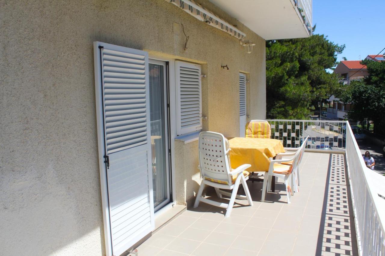Apartmani Lucia Biograd Biograd Na Moru Esterno foto