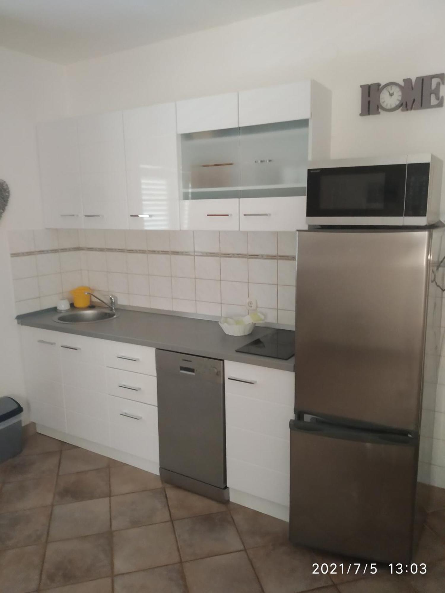 Apartmani Lucia Biograd Biograd Na Moru Esterno foto