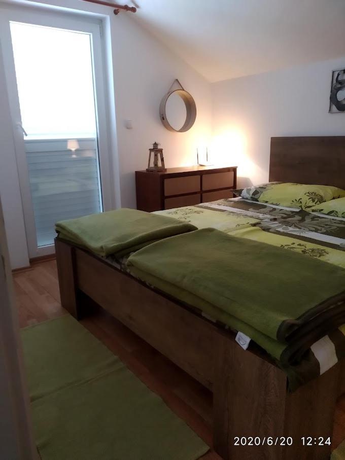 Apartmani Lucia Biograd Biograd Na Moru Esterno foto